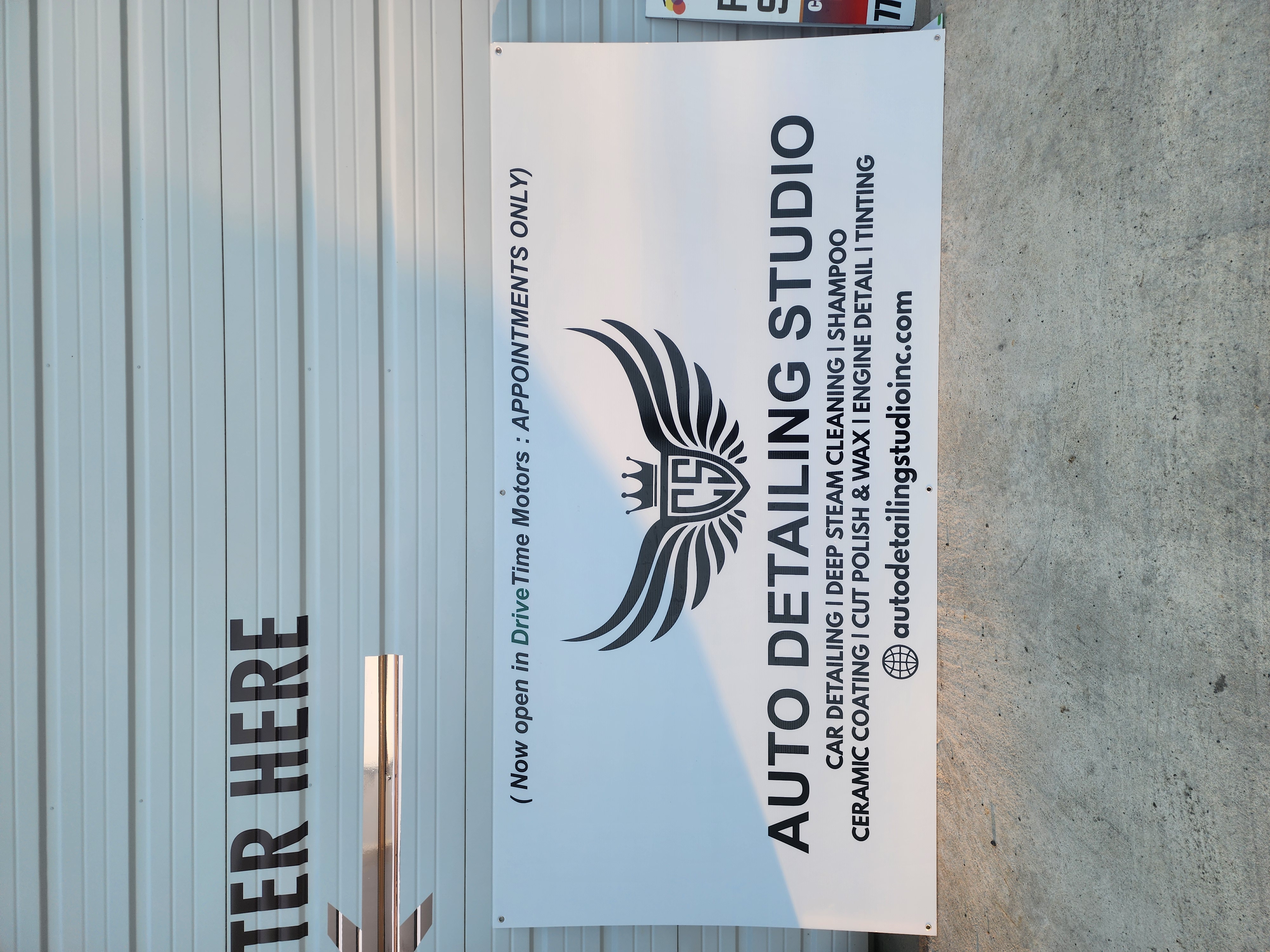 Signs & Banners